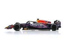 RED BULL RB19 Campeon del Mundo Ganador GP Las Vegas 2023 M. Verstappen - Spark Escala 1:64 (Y356)