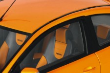 FORD Focus MK2 ST 2.5 2006 Orange Metallic - OttoMobile Escala 1:18 (OT1078)