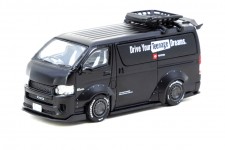 TOYOTA Hiace Widebody - Tarmac Works Escala 1:64 (T64-038-TO)