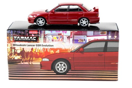 MITSUBISHI Lancer GSR Evolution Red - Tarmac Works Escala 1:64 (T64G-048-RE)