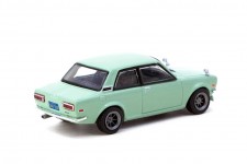 DATSUN 510 Light Green - Tarmac Works Escala 1:64 (T64R-052-GR)
