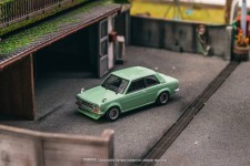 DATSUN 510 Light Green - Tarmac Works Escala 1:64 (T64R-052-GR)