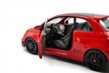 FIAT F595 Abarth 2022 Maranello Red - Solido Escala 1:18 (S1811305)