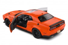 DODGE Challenger R/T Scat Pack Widebody 2023 Orange - Solido Scale 1:18 (S1805713)
