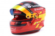 BELL HELMET Carlos Sainz Ferrari 2024 - Bell Scale 1:2 (4100305)