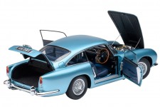 ASTON MARTIN DB5 1963 Caribbean Pearl Blue - AutoArt Scale 1:18 (70288)