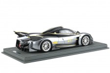 PAGANI Huayra R 2021 Metallic Grey - With Showcase - BBR Scale 1:18 (P18218B-V)