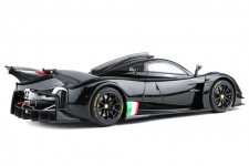 PAGANI Huayra R 2021 Gloss Black - Con Vitrina - BBR Escala 1:18 (P18218A-V)