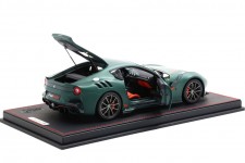 FERRARI F12 TDF 2016 Matt Green One-Off Tailor Made - Con Vitrina - BBR Escala 1:18 (BBR182105ST-25-V)