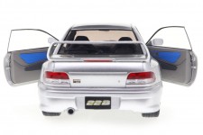 SUBARU Impreza 22B 1998 Silver - Solido Escala 1:18 (S1807408)