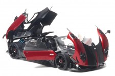 PAGANI Zonda Cinque Roadster 2009 Rosso Dubai - Almost Real Escala 1:!8 (ALM856121)