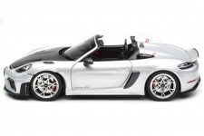 PORSCHE 718 Spyder RS W/ Weissach Pack 2023 Silver - Norev Escala 1:18 (187270)