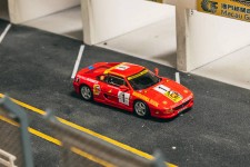 FERRARI F355 Ganador Challenge Macau Super Car Race 1994 Charles Kwan Special Edition - Tarmac Escala 1:64 (T64-083-94MGP01)