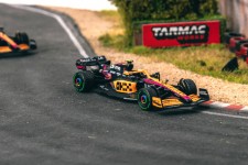 McLaren MCL36 GP Japan 2022 Lando Norris - Tarmac Works Scale 1:64 (T64G-F041-LN2)