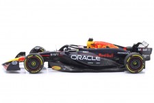 RED BULL RB20 Campeon del Mundo Ganador GP Imola 2024 M. Verstappen - Minichamps Escala 1:18 (110240701)