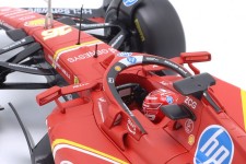 FERRARI SF24 Formula 1 2024 Charles Leclerc - Bburago Escala 1:18 (16815L)
