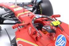 FERRARI SF24 Formula 1 2024 Carlos Sainz - Bburago Escala 1:18 (16815S)