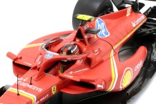 FERRARI SF24 Formula 1 2024 Carlos Sainz - Bburago Escala 1:18 (16815S)