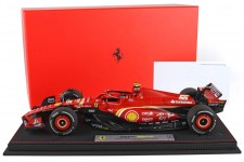 FERRARI SF24 Winner GP Australia 2024 C. Sainz - With Showcase - BBR Scale 1:18 (BBR241855DIE-V)