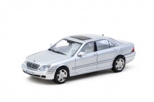 MERCEDES-Benz S-Class Brilliant Silver Metallic - Tarmac Works Escala 1:64 (T64G-072-SL)