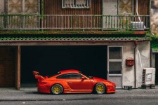 PORSCHE Old & New Red Metallic - Tarmac Works Scale 1:64 (T64R-TL053-REM)