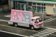 MITSUBISHI Fuso Canter Hello Kitty Billboard - Tarmac Works Scale 1:64 (T64T-TL002-HK)