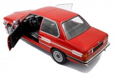 BMW Alpina C1 2.3 1980 Red - Solido Escala 1:18 (S1812803)