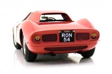 FERRARI 250 LM No.6105 Ron Fry 1964 - CMC Escala 1:18 (M-266)