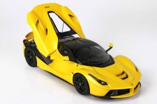 FERRARI LaFerrari 2013 Yellow - BBR Escala 1:18 (BBR182200)