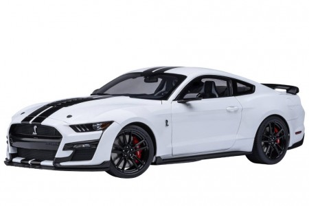 Ford MUSTANG SHELBY GT500 2023 Oxford White - AutoArt Escala 1:18 (73095)