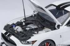 Ford MUSTANG SHELBY GT500 2023 Oxford White - AutoArt Escala 1:18 (73095)