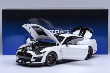 Ford MUSTANG SHELBY GT500 2023 Oxford White - AutoArt Escala 1:18 (73095)