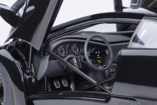 LAMBORGHINI Diablo GTR 1999 Deep Black - AutoArt Escala 1:18 (79137)