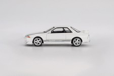 NISSAN Skyline GT-R (R32) Veilside Combat C-I 2011 White - MiniGT Scale 1:64 (MGT01066R)