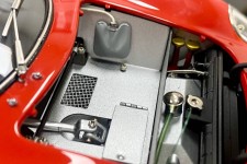 FERRARI 250 LM Ganador 24h LeMans 1965 M. Gregory / J. Rindt - CMC Escala 1:18 (M-263)