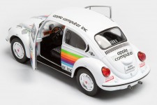 VOLKSWAGEN Beetle 1303 K3 Apple Computer 1975 - Solido Escala 1:18 (S1800523)