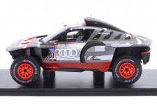 AUDI RS Q e-tron Rally Dakar 2023 C. Sainz / L. Curz - Spark Scale 1:18 (18s7791)