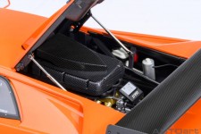 LAMBORGHINI Diablo GTR 1999 Arancio Ishtar - AutoArt Scale 1:18 (79139)