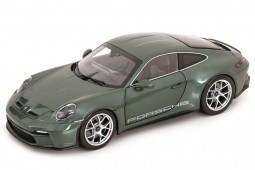 PORSCHE 911 (992) S/T 2023 Green Metallic - Norev Escala 1:18 (187472)