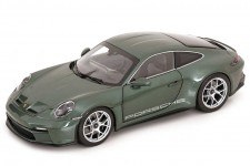PORSCHE 911 (992) S/T 2023 Green Metallic - Norev Escala 1:18 (187472)