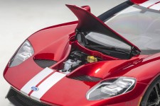 FORD GT 2017 Red/Silver - AutoArt Scale 1:18 (12106)
