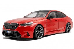 BMW M5 (G90) 2025 Fire Red - Solido Escala 1:18 (S1814702)