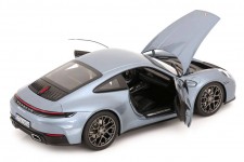 PORSCHE 911 (992) Carrera 2024 Polarsilver Metallic - Norev Scale 1:18 (187170)