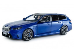 BMW M5 Touring (G99) 2025 Marina Bay Blue - Solido Scale 1:18 (S1814801)