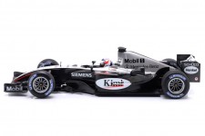 McLaren MP4/19B Formula 1 2004 Kimi Raikkonen - Minichamps Scale 1:18 (530041806)