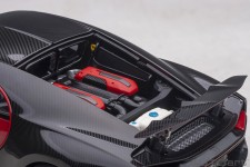 BUGATTI Chiron Sport 2019 Italian Red / Carbon - AutoArt Escala 1:18 (70996)