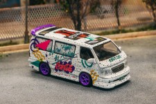 TOYOTA Hilace Wagon Custom Coca-Cola Delivery Van - Tarmac Works Escala 1:64 (T64-078-CC)
