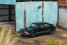 SAAB 900 Turbo Black - Tarmac Works Scale 1:64 (T64G-056-BK)