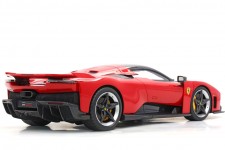 FERRARI F80 2024 Rosso Corsa Carbon Fiber - With Showcase - BBR Scale 1:18 (P18253A1-V)