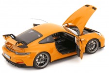 PORSCHE 911 992 GT3 Coupe 2021 Orange - Norev Escala 1:18 (187387)